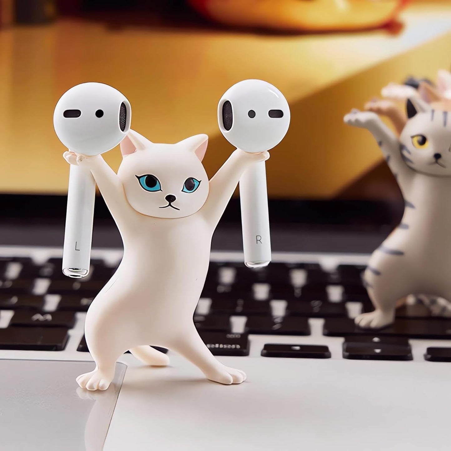 Enchanting Cat Holder