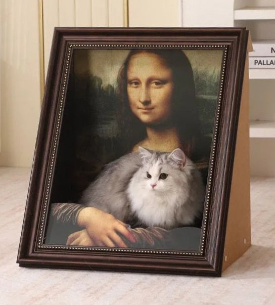 Mona Lisa Cat Bed