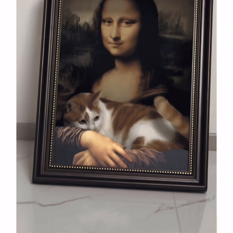 Mona Lisa Cat Bed